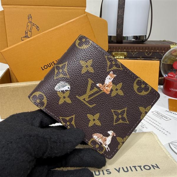 2026122105441573 270